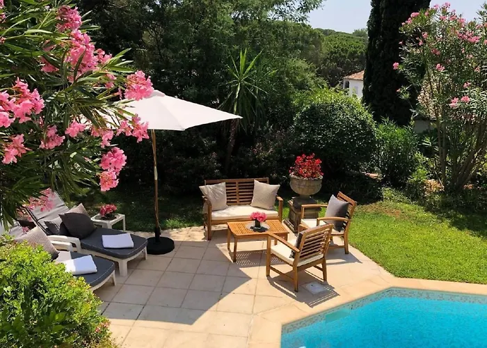 Charmante Mit Pool Und Golfplatz By Interhome Feriehus *