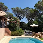 Semesterbostad Charmante Mit Pool Und Golfplatz By Interhome *