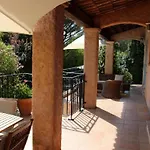 Semesterbostad Charmante Mit Pool Und Golfplatz By Interhome
