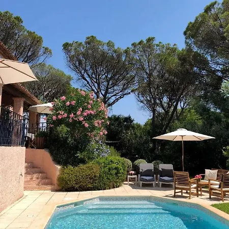 Semesterbostad Charmante Mit Pool Und Golfplatz By Interhome *