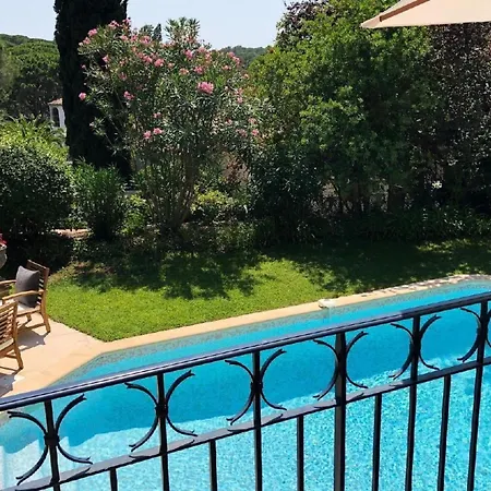 Semesterbostad Charmante Mit Pool Und Golfplatz By Interhome