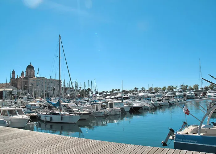 Charmante Mit Pool Und Golfplatz By Interhome Saint-Raphael (Var)